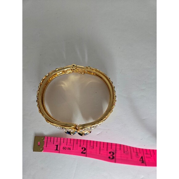Gold Tone Clamper Bracelet Multicolored Rhinestones One Missing - Picture 8 of 8